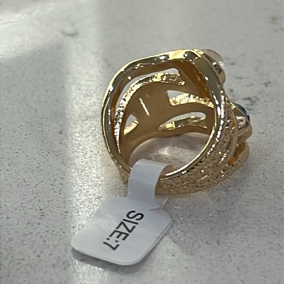 Park Lane Gold and Black Statement Ring - Picture 5 of 6